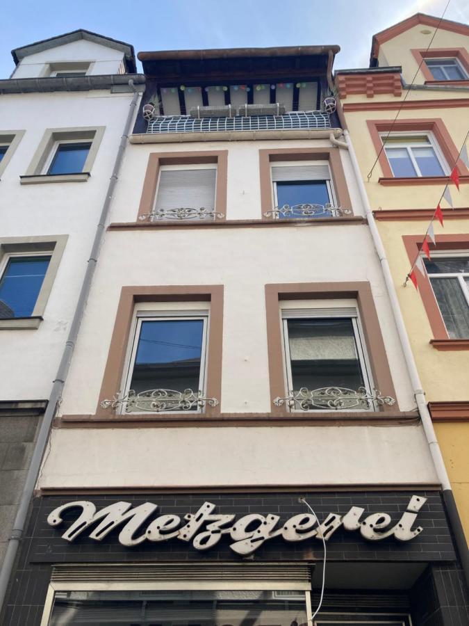 Haus Alte Metzgerei - Im Herzen Der Altstadt Zell an der Mosel Exterior photo